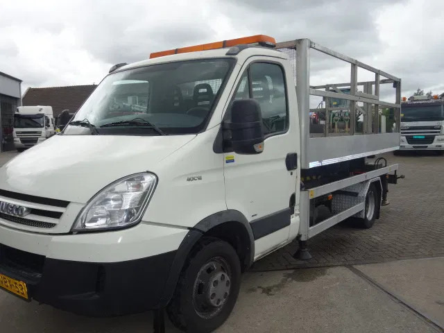 Iveco 40C12 SKY WORKER - Schaarlift: afbeelding 4 Iveco 40C12 SKY WORKER - Schaarlift: afbeelding 4