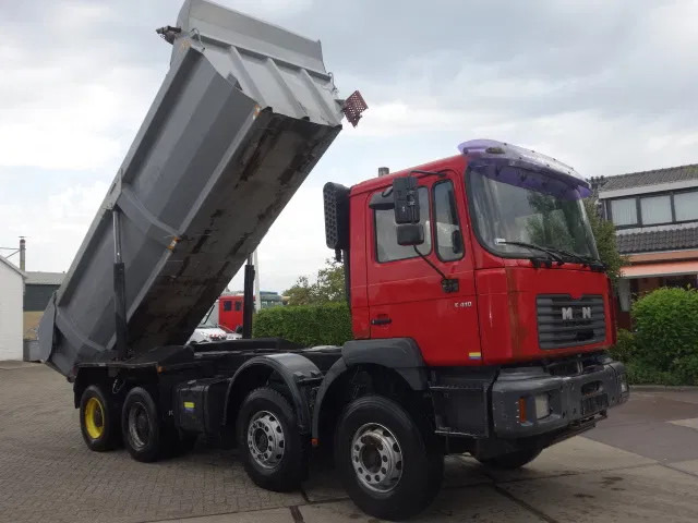 MAN FE 410 8x4 kipper,manual feulpomp,steel kipper - Kipper vrachtwagen: afbeelding 2 MAN FE 410 8x4 kipper,manual feulpomp,steel kipper - Kipper vrachtwagen: afbeelding 2