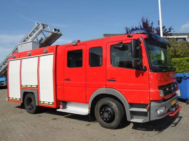Mercedes-Benz Atego 1326 FIRE TRUCK - Brandweerwagen: afbeelding 1 Mercedes-Benz Atego 1326 FIRE TRUCK - Brandweerwagen: afbeelding 1
