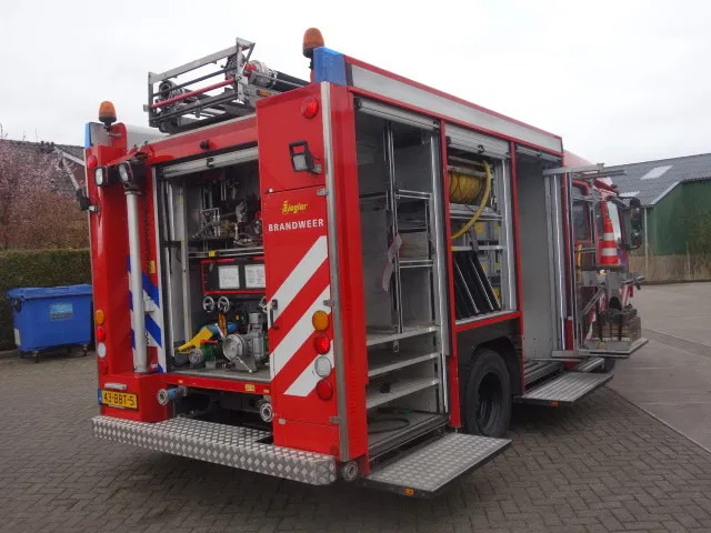 Brandweerwagen Mercedes-Benz Atego 1426 ZIEGLER 2000 LITER EURO 5: afbeelding 19 Brandweerwagen Mercedes-Benz Atego 1426 ZIEGLER 2000 LITER EURO 5: afbeelding 19