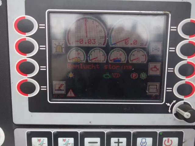 Brandweerwagen Mercedes-Benz Atego 1426 ZIEGLER 2000 LITER EURO 5: afbeelding 18 Brandweerwagen Mercedes-Benz Atego 1426 ZIEGLER 2000 LITER EURO 5: afbeelding 18