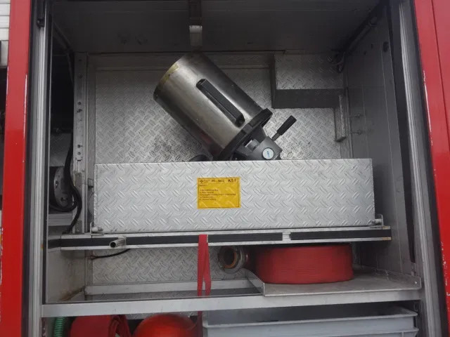 Brandweerwagen Mercedes-Benz Atego 1426 ZIEGLER 2000 LITER EURO 5: afbeelding 12 Brandweerwagen Mercedes-Benz Atego 1426 ZIEGLER 2000 LITER EURO 5: afbeelding 12