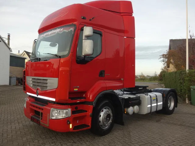 Renault Premium 440 MANUAL GEARBOX,AIRCO - Trekker: afbeelding 1 Renault Premium 440 MANUAL GEARBOX,AIRCO - Trekker: afbeelding 1