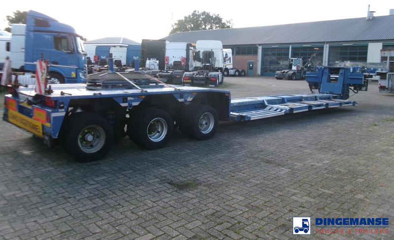 Goldhofer 3-axle lowbed trailer STZ-V 3-33/80A 56 t / ext. 13.6 m - Dieplader oplegger: afbeelding 4 Goldhofer 3-axle lowbed trailer STZ-V 3-33/80A 56 t / ext. 13.6 m - Dieplader oplegger: afbeelding 4