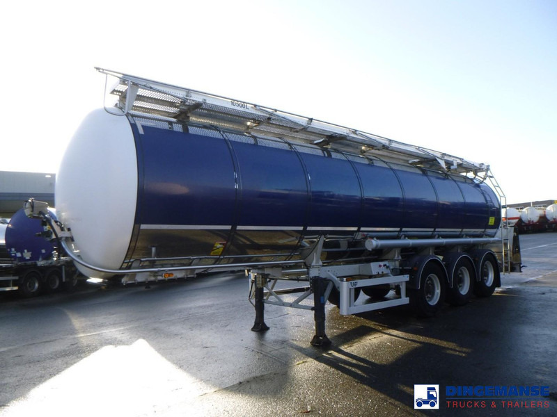 LAG Food tank inox 32 m3 / 3 comp + pump - Tankoplegger: afbeelding 1 LAG Food tank inox 32 m3 / 3 comp + pump - Tankoplegger: afbeelding 1