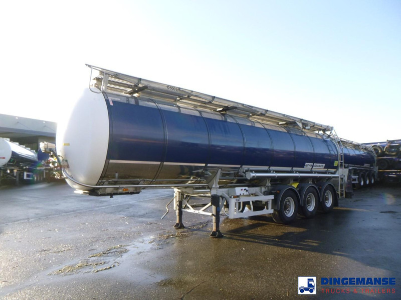 LAG Food tank inox 32 m3 / 3 comp + pump - Tankoplegger: afbeelding 1 LAG Food tank inox 32 m3 / 3 comp + pump - Tankoplegger: afbeelding 1