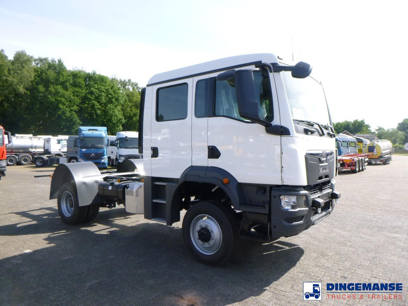MAN TGM 13.320 4X4 BL chassis / new/unused - Chassis vrachtwagen: afbeelding 2 MAN TGM 13.320 4X4 BL chassis / new/unused - Chassis vrachtwagen: afbeelding 2