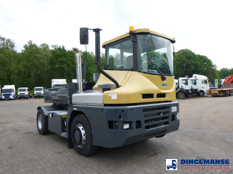MOL RM 255 4X4 terminal drawbar tractor 150 ton - Terminal trekker: afbeelding 2 MOL RM 255 4X4 terminal drawbar tractor 150 ton - Terminal trekker: afbeelding 2