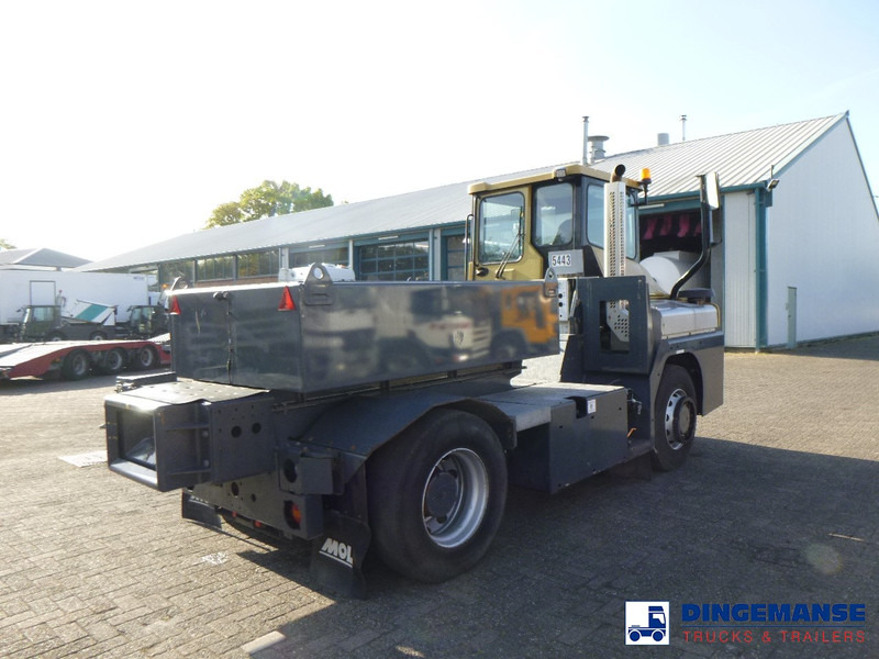 MOL RM 255 4X4 terminal drawbar tractor 150 ton - Terminal trekker: afbeelding 4 MOL RM 255 4X4 terminal drawbar tractor 150 ton - Terminal trekker: afbeelding 4