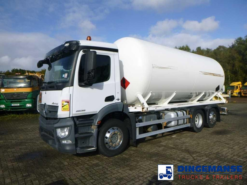 Mercedes-Benz Antos 2635 6x2 gas tank 28 m3 - Tankwagen: afbeelding 1 Mercedes-Benz Antos 2635 6x2 gas tank 28 m3 - Tankwagen: afbeelding 1