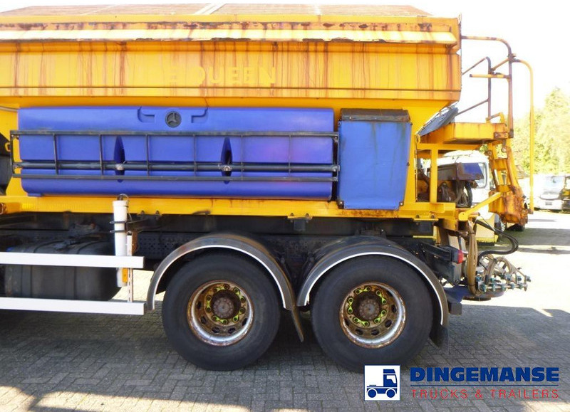 Mercedes-Benz Arocs 3240 8x4 RHD Schmidt snow plough / gritter - Sneeuwruimer: afbeelding 5 Mercedes-Benz Arocs 3240 8x4 RHD Schmidt snow plough / gritter - Sneeuwruimer: afbeelding 5