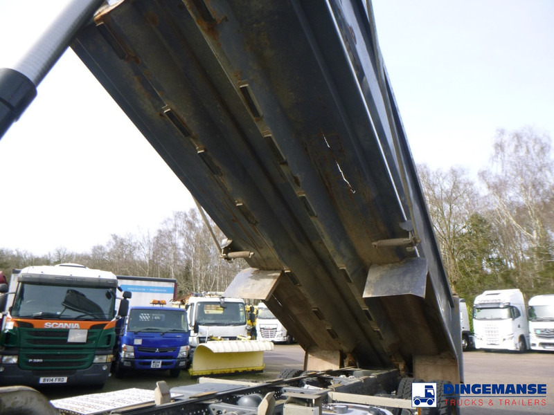 Kipper vrachtwagen Mercedes-Benz Arocs 3246 8x4 RHD tipper: afbeelding 10