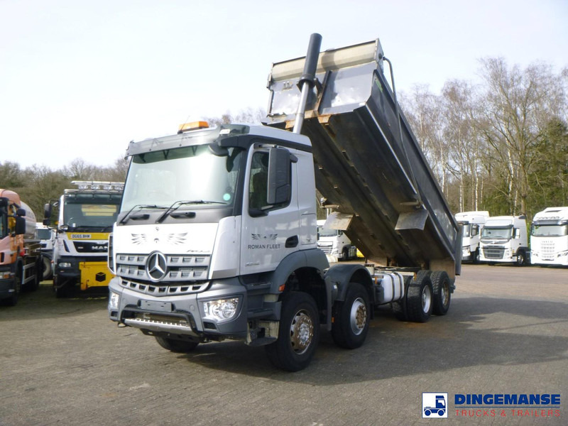 Mercedes-Benz Arocs 3246 8x4 RHD tipper - Kipper vrachtwagen: afbeelding 1 Mercedes-Benz Arocs 3246 8x4 RHD tipper - Kipper vrachtwagen: afbeelding 1