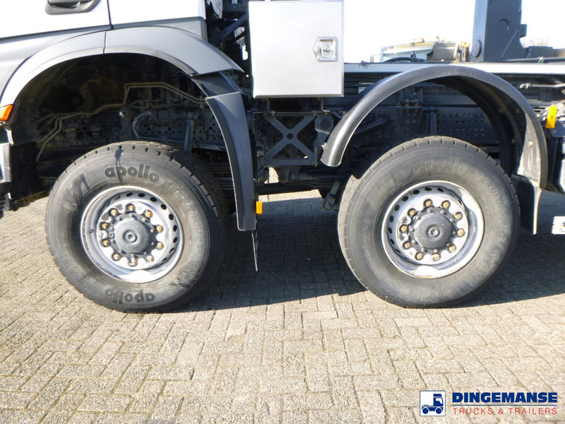 Haakarmsysteem vrachtwagen Mercedes-Benz Arocs 4545 8x8 AJK container hook 25 t: afbeelding 10