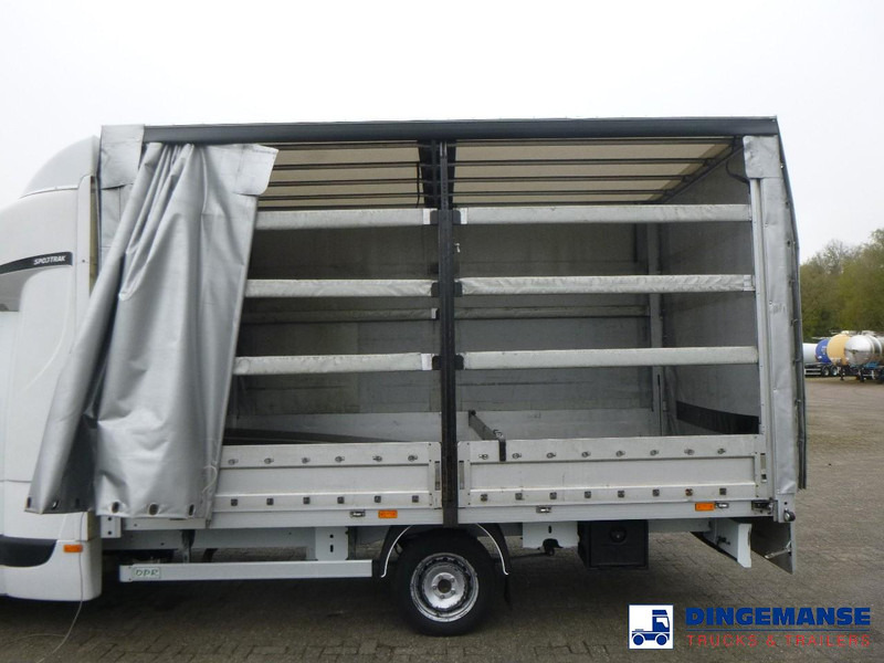 Renault Master 170 dci 4x2 curtain side van - Bestelwagen gesloten laadbak: afbeelding 5 Renault Master 170 dci 4x2 curtain side van - Bestelwagen gesloten laadbak: afbeelding 5