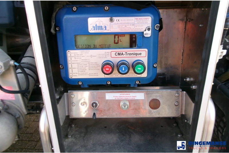 Tankwagen Renault Premium 300 4x2 fuel tank 14.2 m3 / 4 comp: afbeelding 11 Tankwagen Renault Premium 300 4x2 fuel tank 14.2 m3 / 4 comp: afbeelding 11