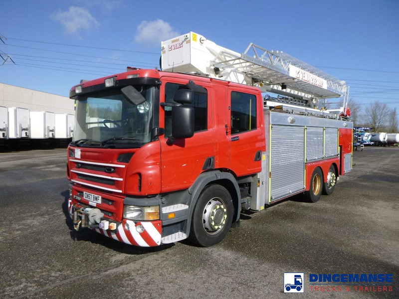Scania P310 6x2 RHD fire truck + pump, ladder & manlift - Brandweerwagen: afbeelding 1 Scania P310 6x2 RHD fire truck + pump, ladder & manlift - Brandweerwagen: afbeelding 1
