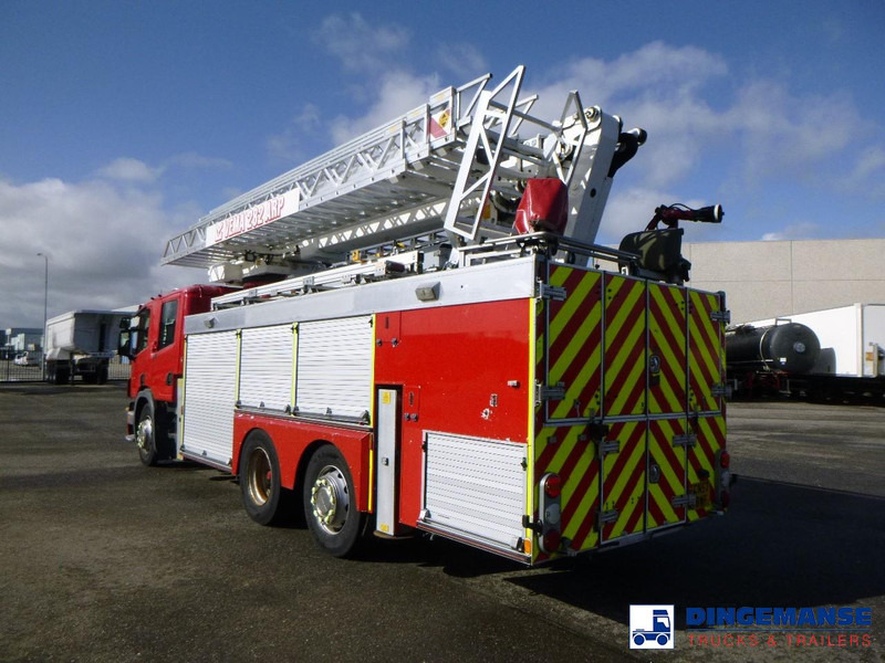 Scania P310 6x2 RHD fire truck + pump, ladder & manlift - Brandweerwagen: afbeelding 3 Scania P310 6x2 RHD fire truck + pump, ladder & manlift - Brandweerwagen: afbeelding 3