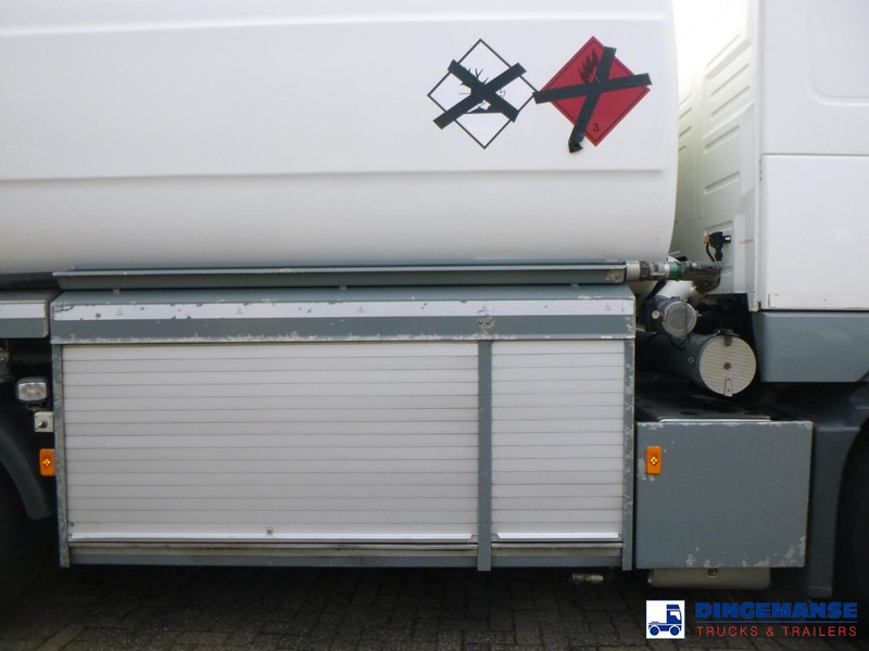 Volvo FH 460 6x2 fuel tank 23.6 m3 / 4 comp - Tankwagen: afbeelding 5 Volvo FH 460 6x2 fuel tank 23.6 m3 / 4 comp - Tankwagen: afbeelding 5