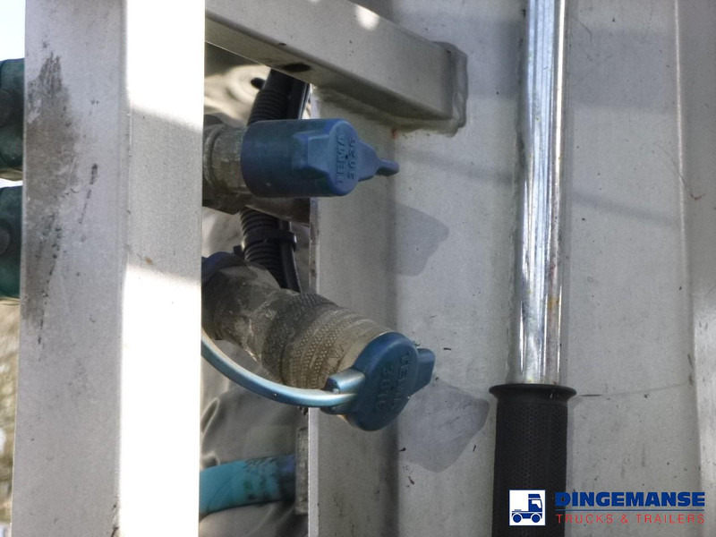 Leasing Volvo FM12 6x4 RHD Bronto Skylift F32HDT Angloco fire truck Volvo FM12 6x4 RHD Bronto Skylift F32HDT Angloco fire truck: afbeelding 13 Leasing Volvo FM12 6x4 RHD Bronto Skylift F32HDT Angloco fire truck Volvo FM12 6x4 RHD Bronto Skylift F32HDT Angloco fire truck: afbeelding 13