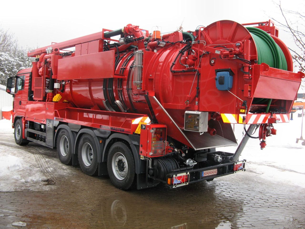 MAN TGS 35.540 8x4 Müller 16m³ WRG + 800 meter HD - Vacuümwagen: afbeelding 1 MAN TGS 35.540 8x4 Müller 16m³ WRG + 800 meter HD - Vacuümwagen: afbeelding 1