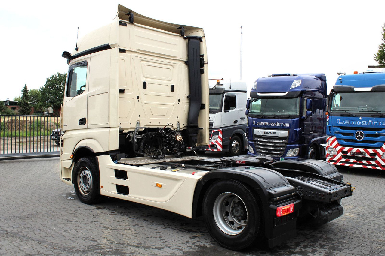 Mercedes-Benz Actros 1848 LS 4x2 BigSpace (MP5) Vollverspoiler - Trekker: afbeelding 5 Mercedes-Benz Actros 1848 LS 4x2 BigSpace (MP5) Vollverspoiler - Trekker: afbeelding 5