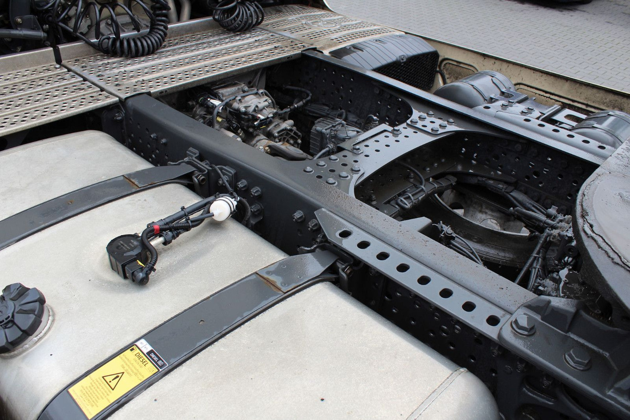 Trekker Mercedes-Benz Actros 1848 LS 4x2 BigSpace (MP5) Vollverspoiler: afbeelding 10