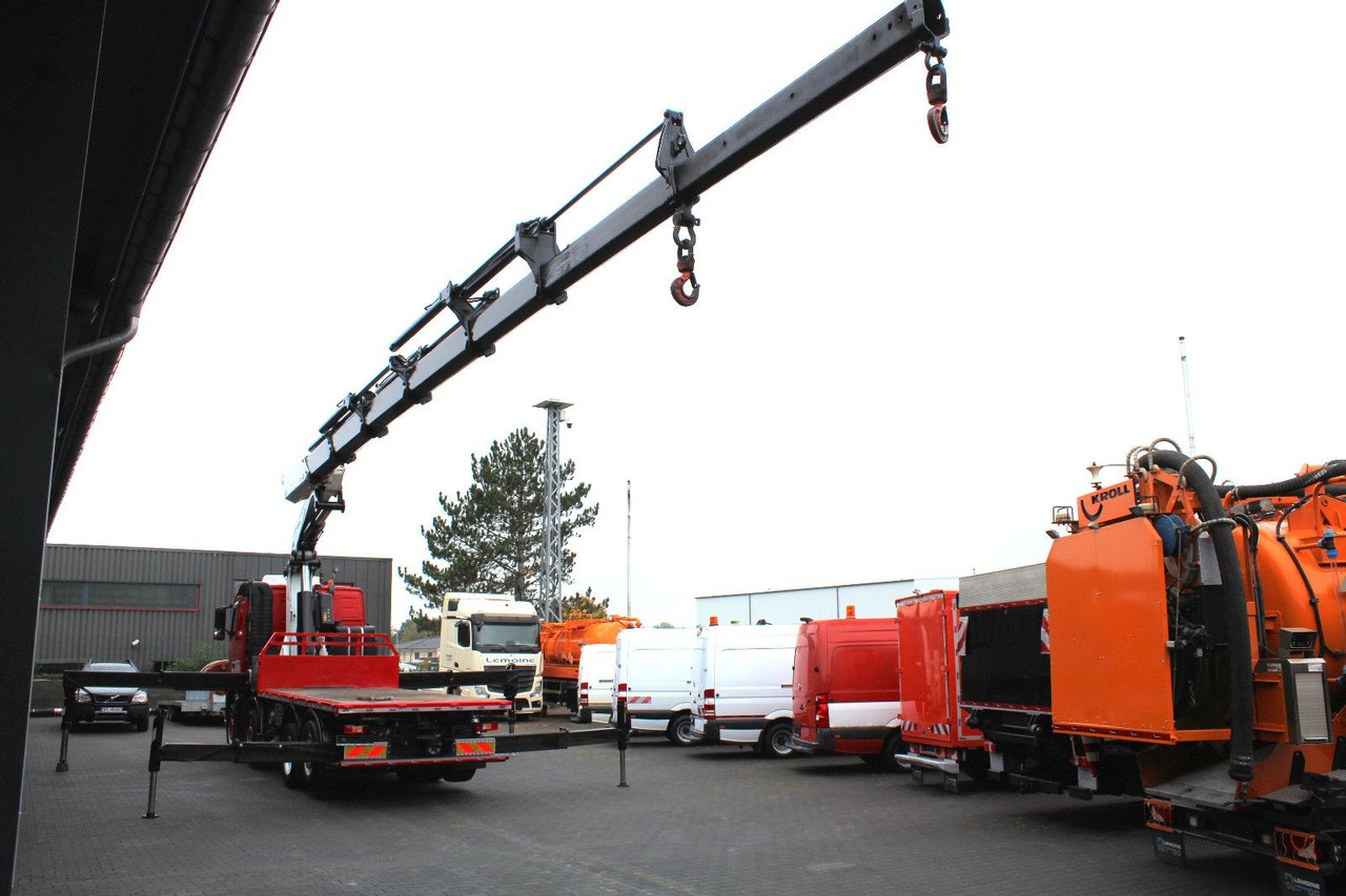Volvo 480 8x2 Pritsche + FASSI F800XP Kran 6x - Vrachtwagen met open laadbak, Kraanwagen: afbeelding 4 Volvo 480 8x2 Pritsche + FASSI F800XP Kran 6x - Vrachtwagen met open laadbak, Kraanwagen: afbeelding 4