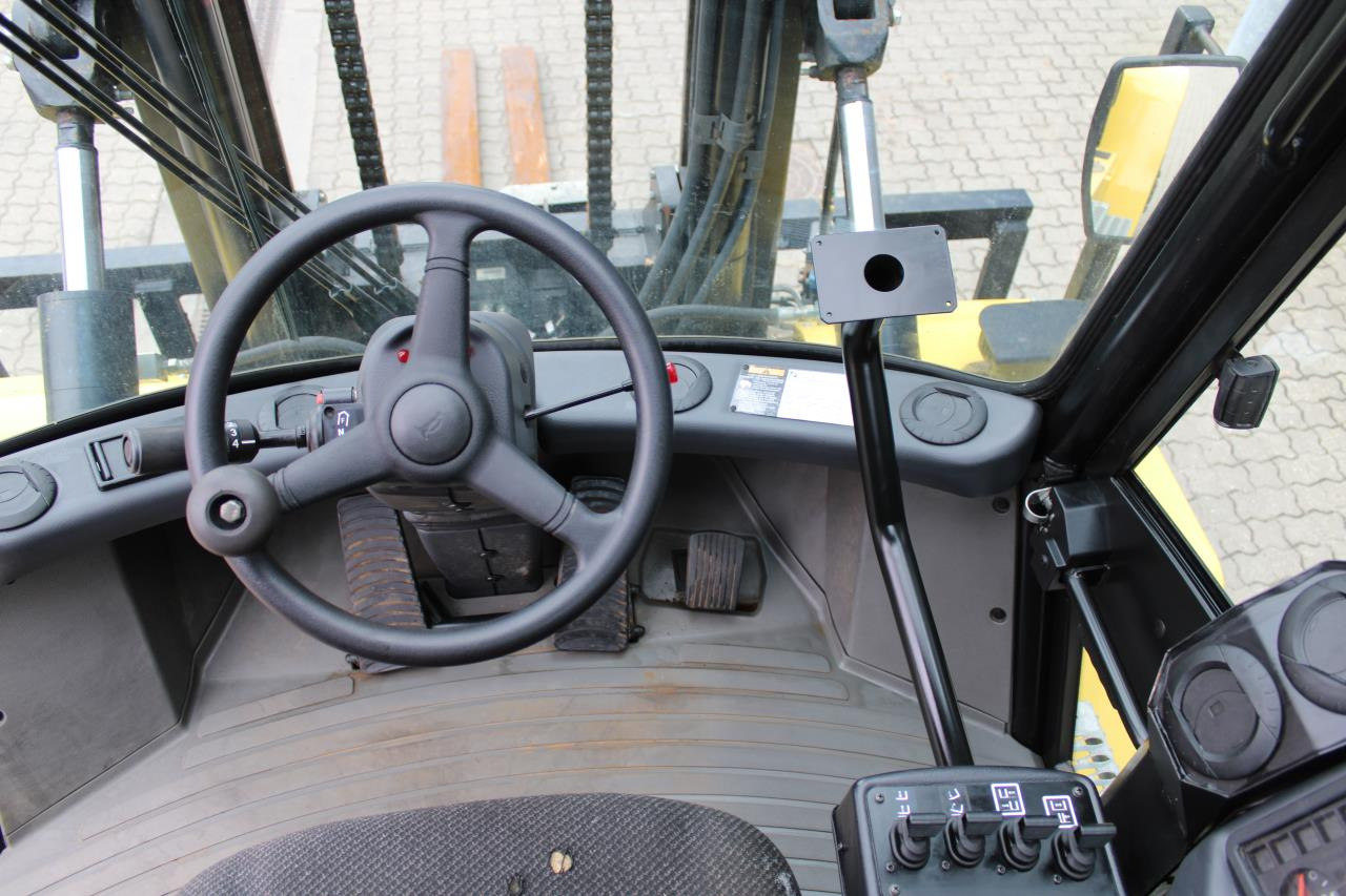 Hyster H9.00XM-6 - Diesel heftruck: afbeelding 4 Hyster H9.00XM-6 - Diesel heftruck: afbeelding 4