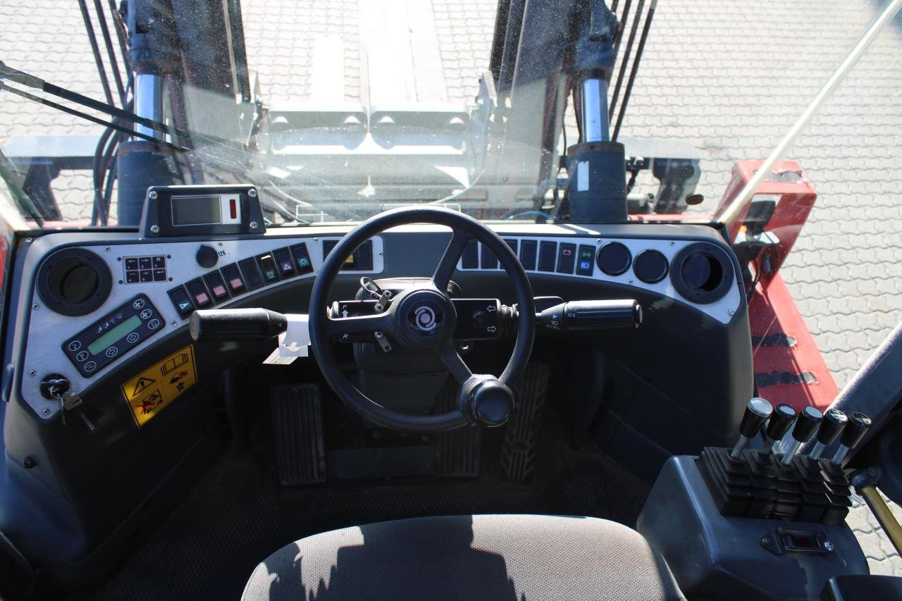 Kalmar DCE100-6 - Diesel heftruck: afbeelding 4 Kalmar DCE100-6 - Diesel heftruck: afbeelding 4