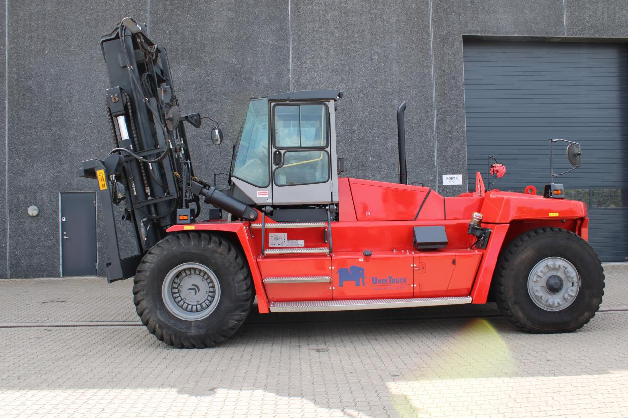 Kalmar DCF330-12LB - Diesel heftruck: afbeelding 1 Kalmar DCF330-12LB - Diesel heftruck: afbeelding 1