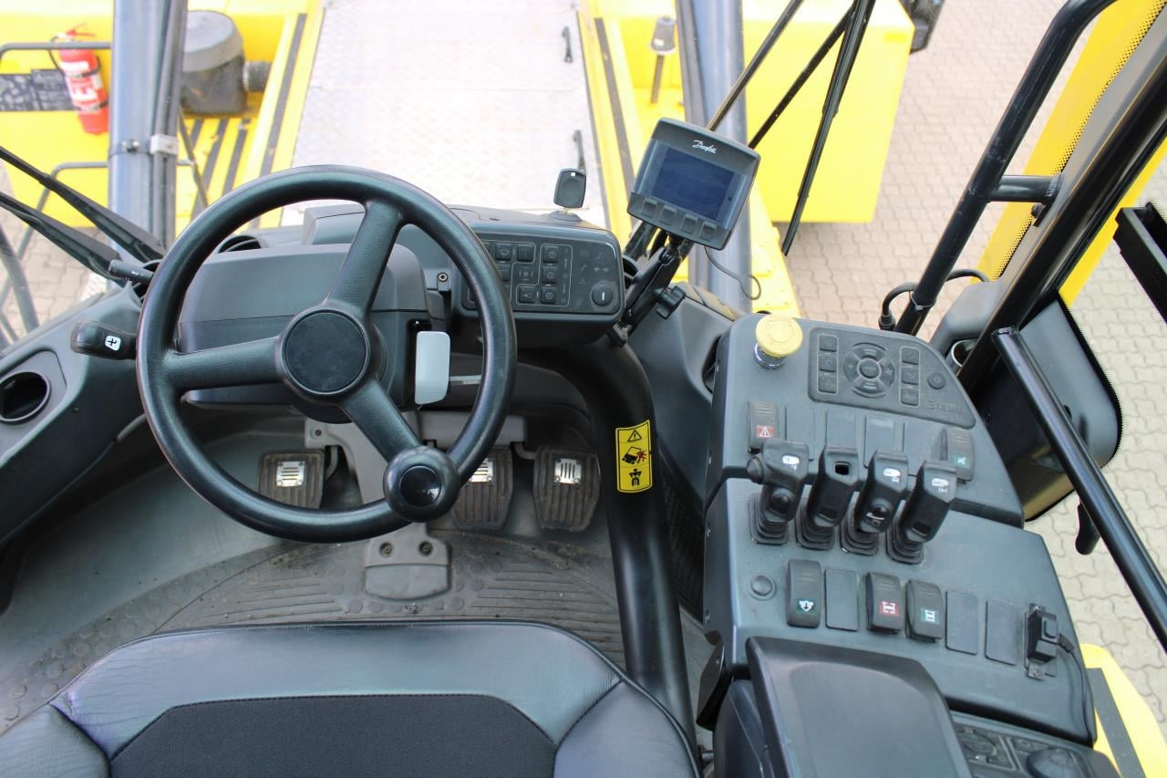 Kalmar DCG90-45ES7 - Container heftruck: afbeelding 4 Kalmar DCG90-45ES7 - Container heftruck: afbeelding 4