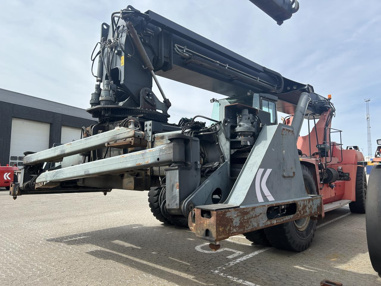 Kalmar DRF450-65C5X - Reach stacker: afbeelding 1 Kalmar DRF450-65C5X - Reach stacker: afbeelding 1