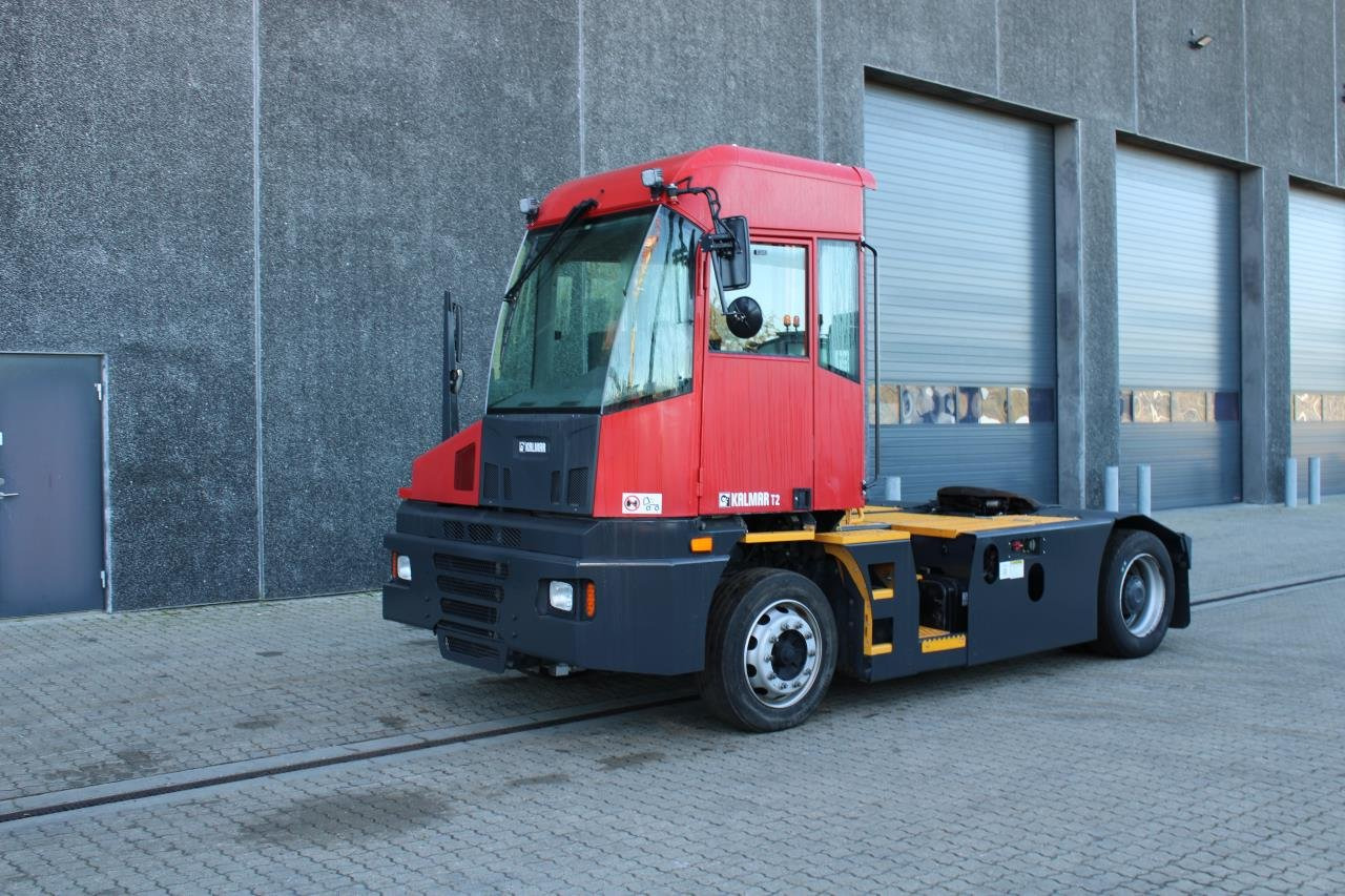 Kalmar T2I 4X2 - Terminal trekker: afbeelding 2 Kalmar T2I 4X2 - Terminal trekker: afbeelding 2