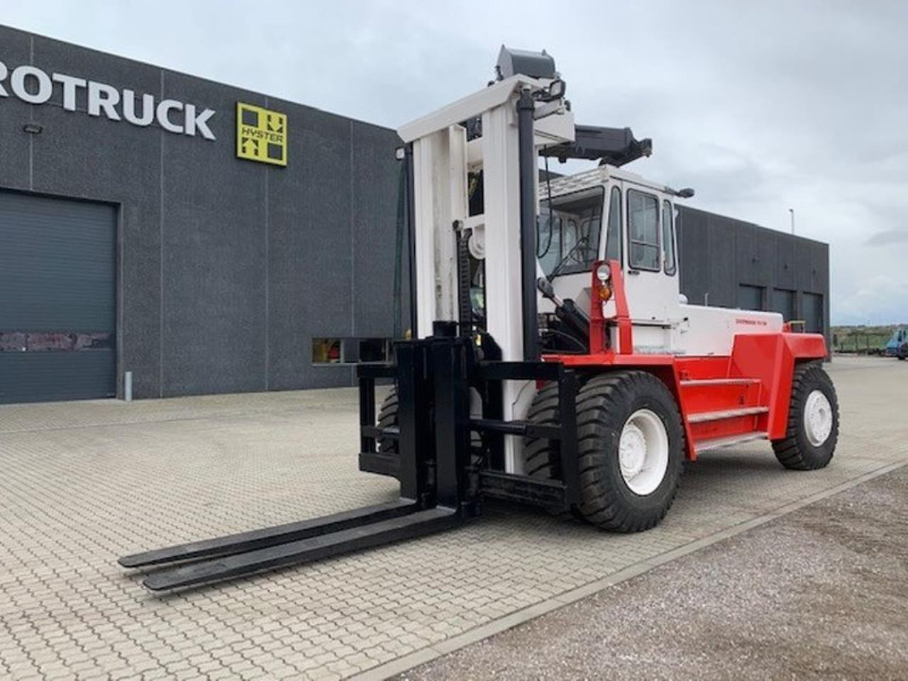 SveTruck 25120-42 - Diesel heftruck: afbeelding 2 SveTruck 25120-42 - Diesel heftruck: afbeelding 2