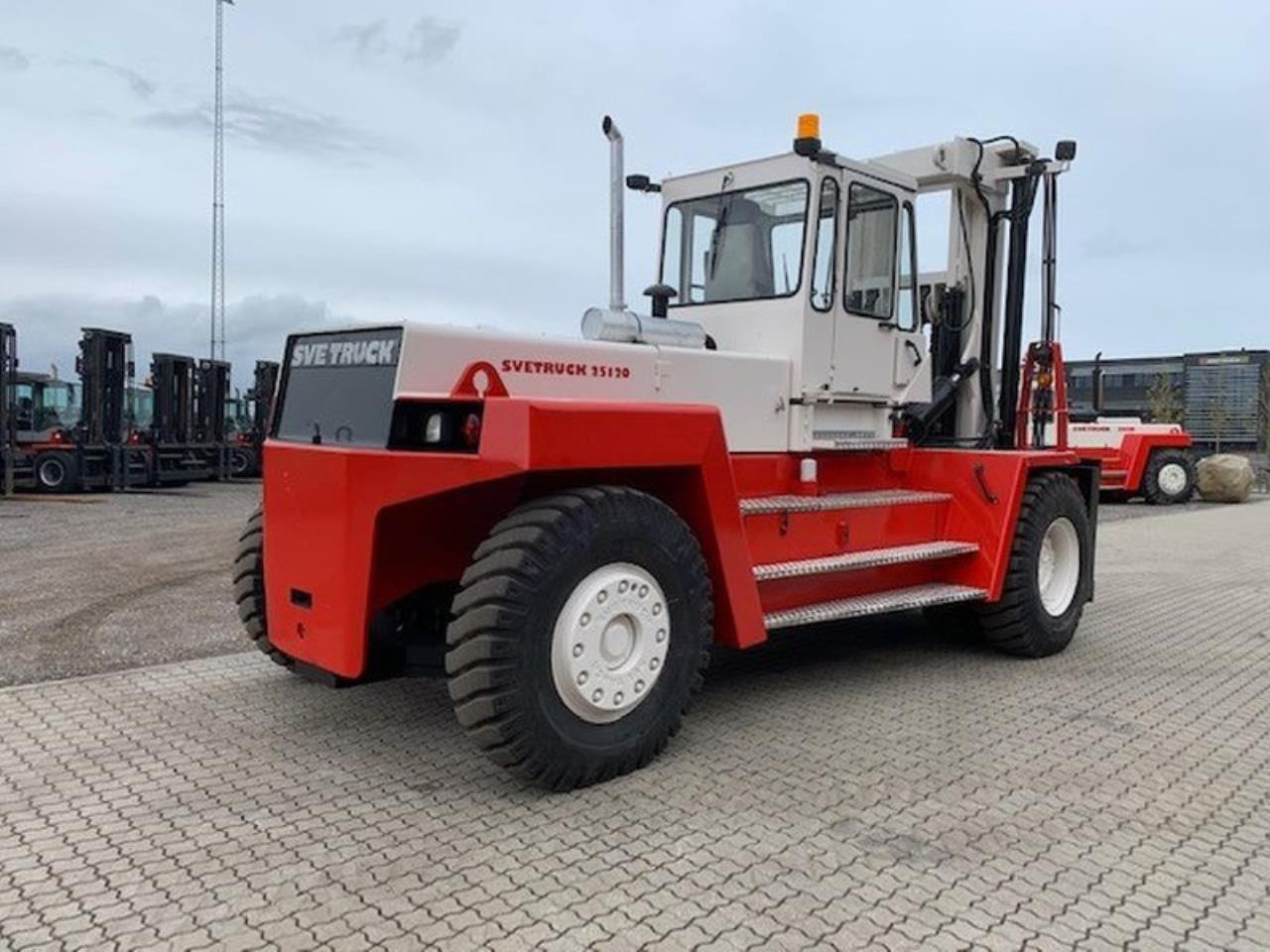 SveTruck 25120-42 - Diesel heftruck: afbeelding 3 SveTruck 25120-42 - Diesel heftruck: afbeelding 3