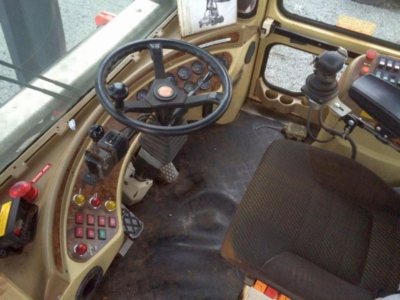 SveTruck TMF 28-21 - Diesel heftruck: afbeelding 4 SveTruck TMF 28-21 - Diesel heftruck: afbeelding 4