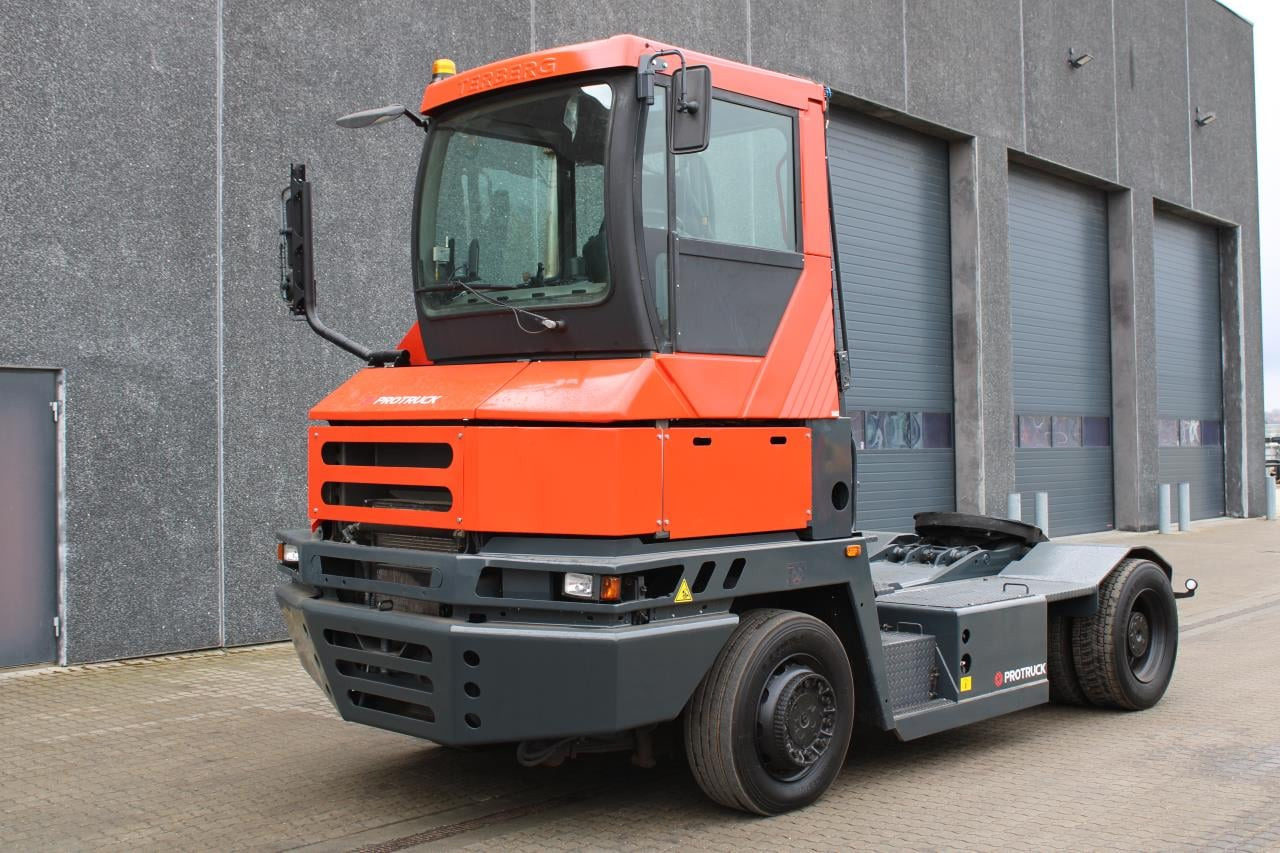 Terberg RT222 - Terminal trekker: afbeelding 2 Terberg RT222 - Terminal trekker: afbeelding 2