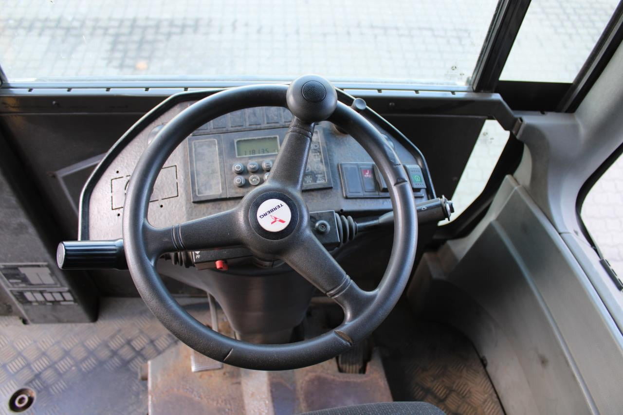 Terberg RT282 - Terminal trekker: afbeelding 4 Terberg RT282 - Terminal trekker: afbeelding 4