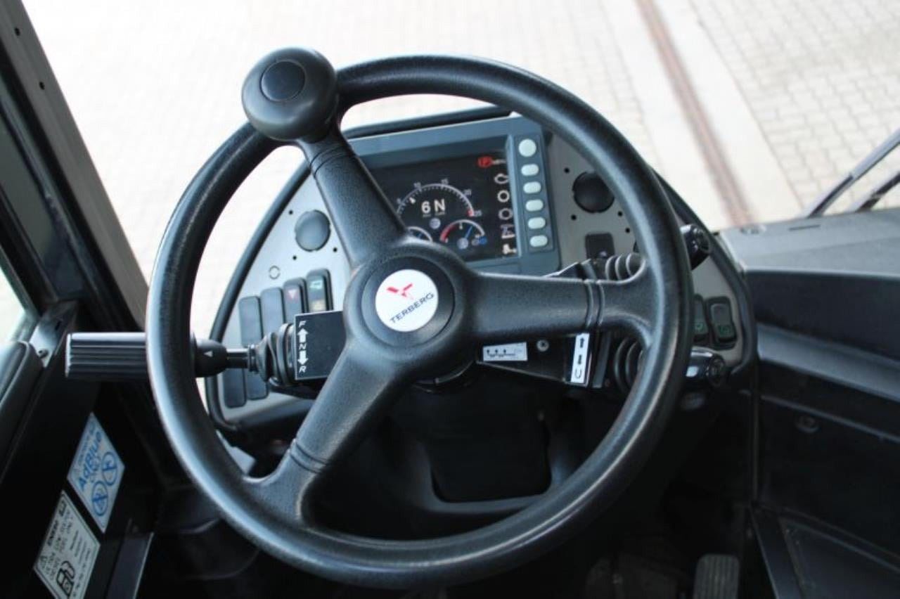 Terberg RT283 - Terminal trekker: afbeelding 4 Terberg RT283 - Terminal trekker: afbeelding 4