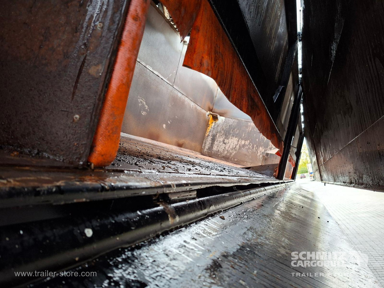 KEMPF Auflieger Kipper Stahlrundmulde 36m³ - Kipper oplegger: afbeelding 3 KEMPF Auflieger Kipper Stahlrundmulde 36m³ - Kipper oplegger: afbeelding 3