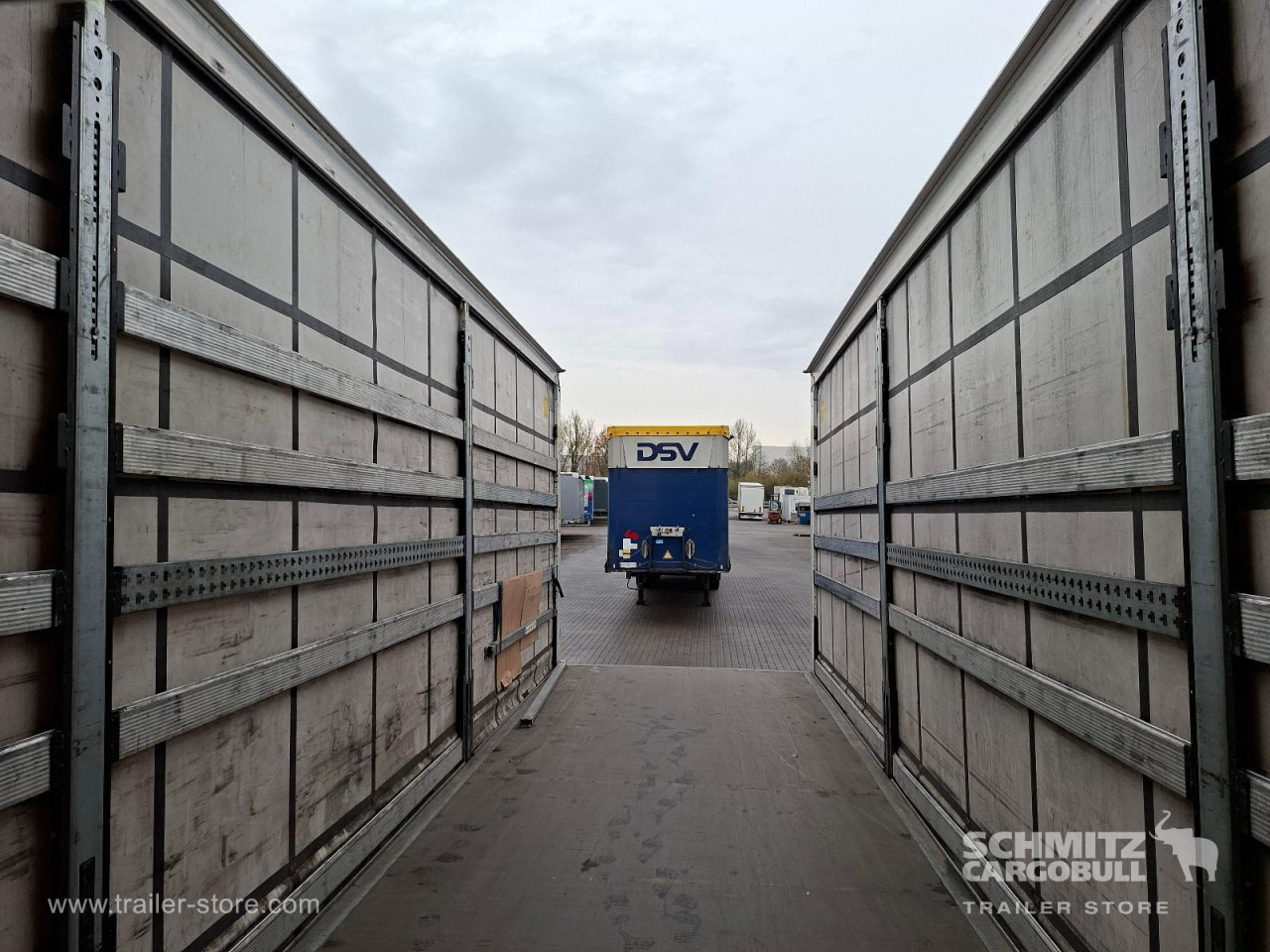 SCHMITZ Auflieger Curtainsider Standard - Schuifzeiloplegger: afbeelding 4 SCHMITZ Auflieger Curtainsider Standard - Schuifzeiloplegger: afbeelding 4