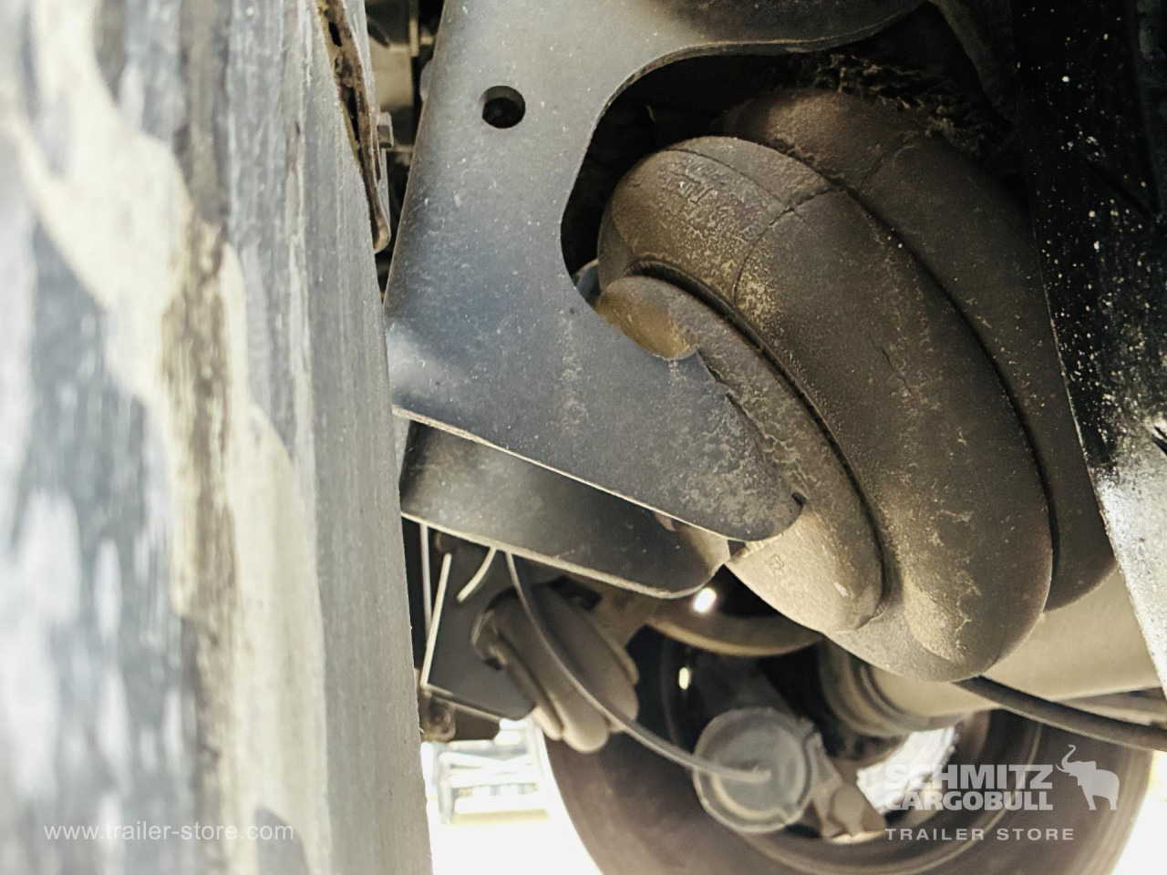 SCHMITZ Auflieger Tiefkühler Multitemp Double deck - Isotherm oplegger: afbeelding 2 SCHMITZ Auflieger Tiefkühler Multitemp Double deck - Isotherm oplegger: afbeelding 2