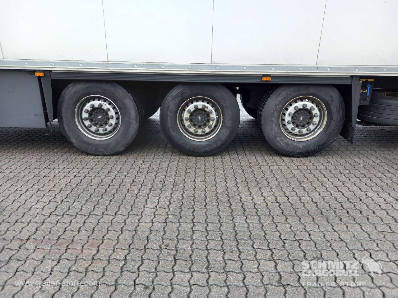 SCHMITZ Auflieger Tiefkühler Standard Double deck - Isotherm oplegger: afbeelding 2 SCHMITZ Auflieger Tiefkühler Standard Double deck - Isotherm oplegger: afbeelding 2