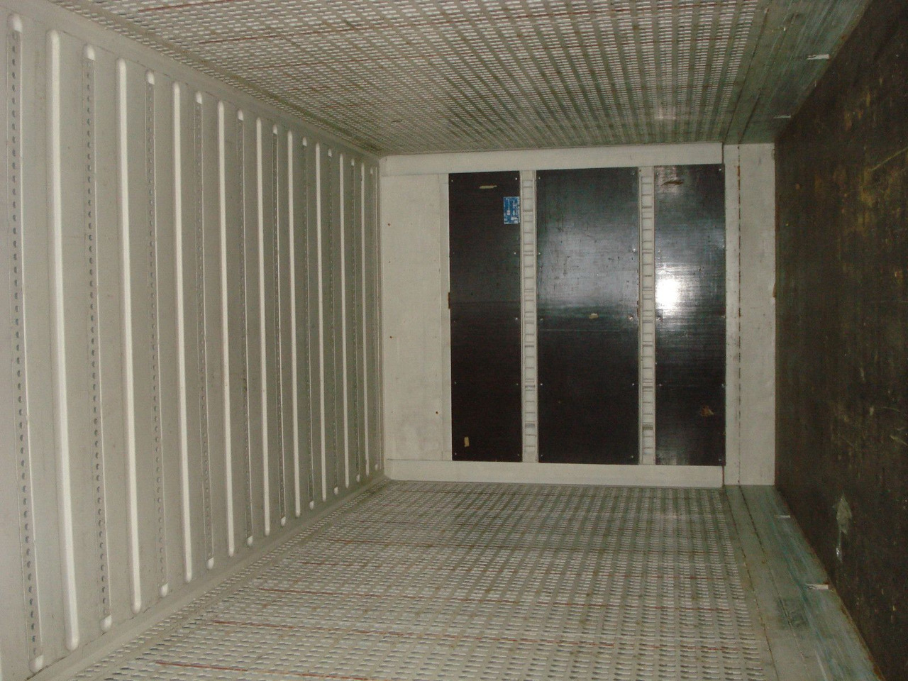 Krone WK 7,7 STG Kleider Textil Lager Jumbo C 7,82 WB - Gesloten aanhangwagen: afbeelding 5 Krone WK 7,7 STG Kleider Textil Lager Jumbo C 7,82 WB - Gesloten aanhangwagen: afbeelding 5