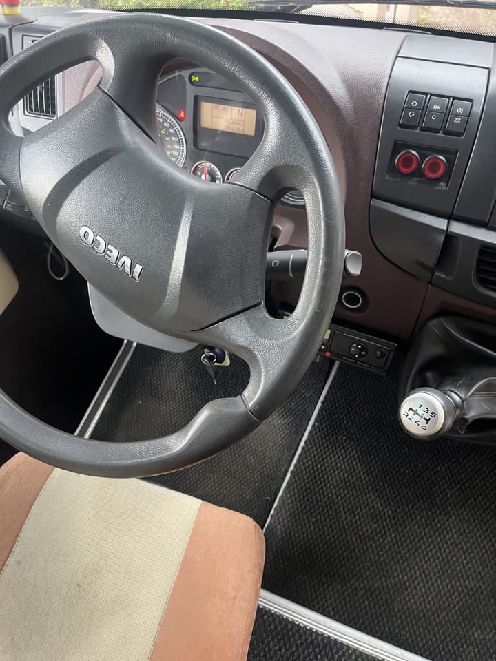 IVECO euro 5 100 Calipso New Car - Minibus, Personenvervoer: afbeelding 5 IVECO euro 5 100 Calipso New Car - Minibus, Personenvervoer: afbeelding 5