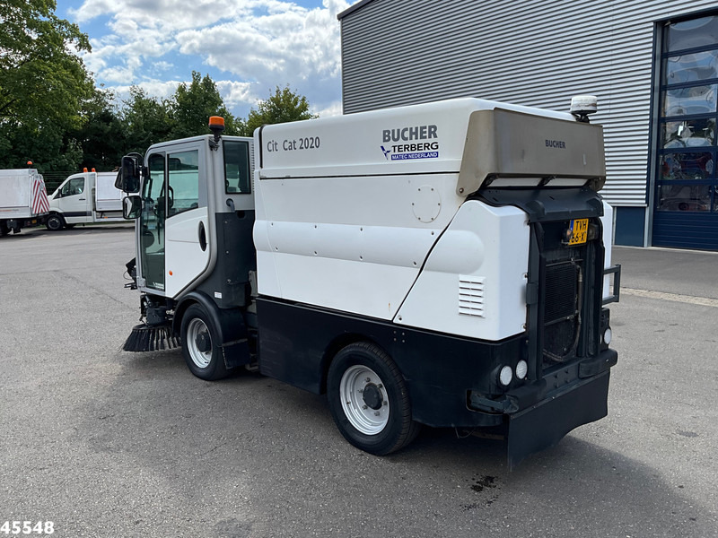 Bucher Citycat 2020 with 3-rd brush - Veegwagen: afbeelding 4 Bucher Citycat 2020 with 3-rd brush - Veegwagen: afbeelding 4