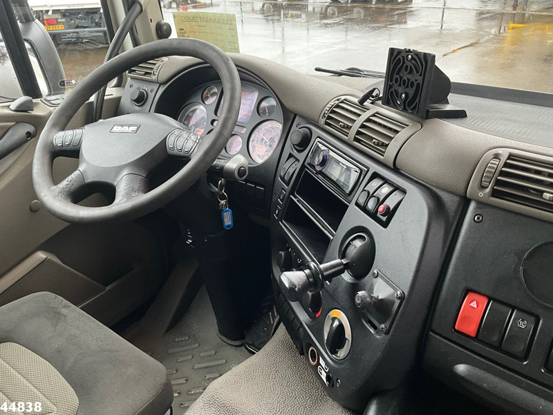 Interieur foto 1: Leasing DAF FA 75 CF 250 MKG 14 Tonmeter laadkraan DAF FA 75 CF 250 MKG 14 Tonmeter laadkraan