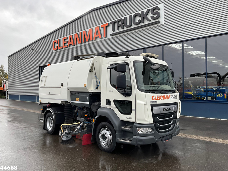 DAF FA LF 230 Euro 6 Johnston VT652 Just 87.278 km! - Veegwagen: afbeelding 2 DAF FA LF 230 Euro 6 Johnston VT652 Just 87.278 km! - Veegwagen: afbeelding 2