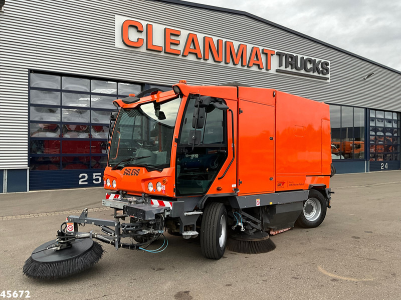 Dulevo 6000T Euro 6 met 3-e borstel - Veegwagen: afbeelding 4 Dulevo 6000T Euro 6 met 3-e borstel - Veegwagen: afbeelding 4